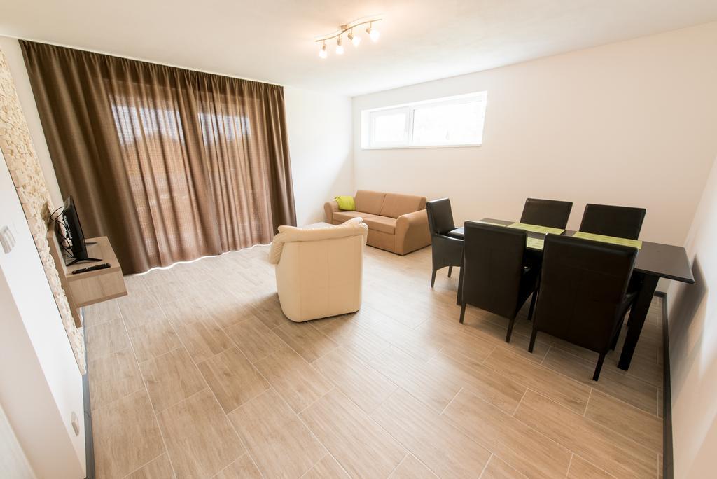 Apartmany 154 Lipno nad Vltavou Exterior photo